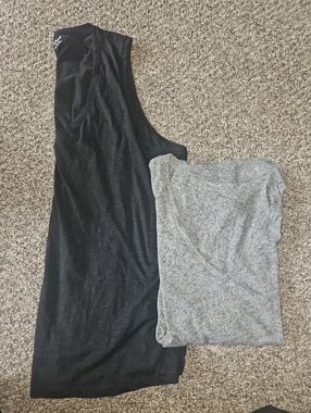 Madewell V Neck Sleeveless Tank Tops Bundle Of 2. Size 2xl